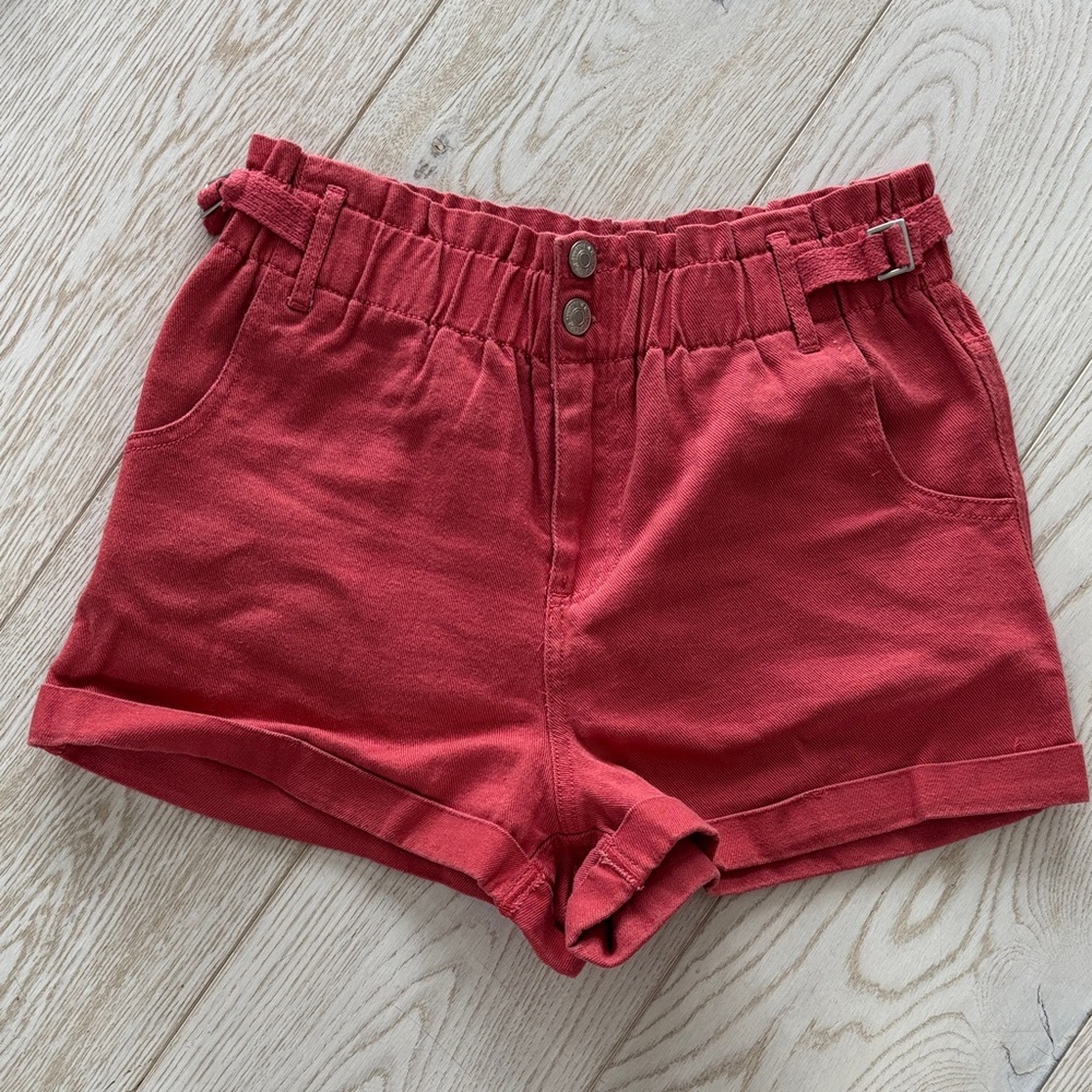 Super cute size small Forever 21 shirts.